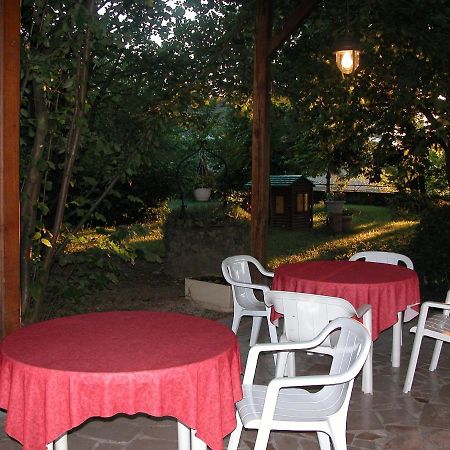 Auberge De La Musardiere Шани Екстериор снимка